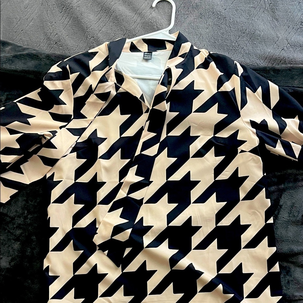 Black and Cream Houndstooth Blouse